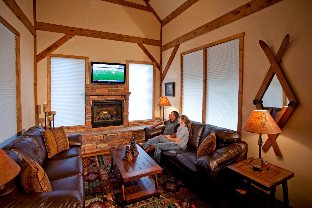 Cottam'S Lodge By Alpine Village Suites Taos Ski Valley Exteriör bild